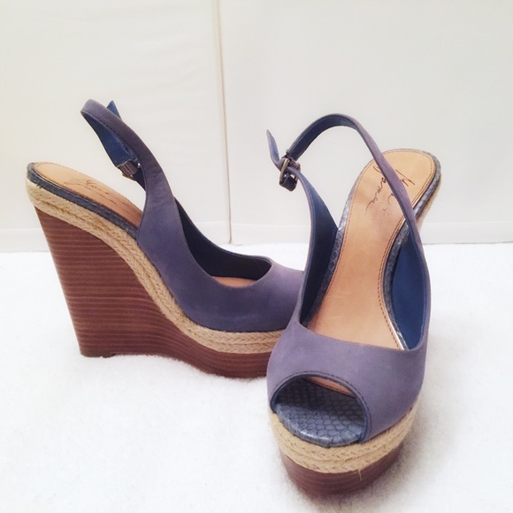 Badgley Mischka suede espadrille slingback wedges - Picture 2 of 8